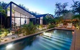 Favela Chic Tamarindo - Adults Only